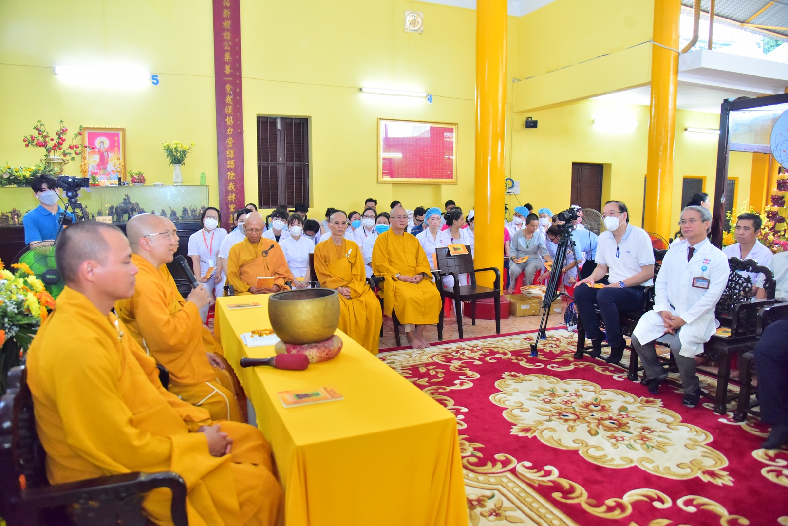 Lễ Phật đản tại Bệnh viện Nguyễn Tri Phương