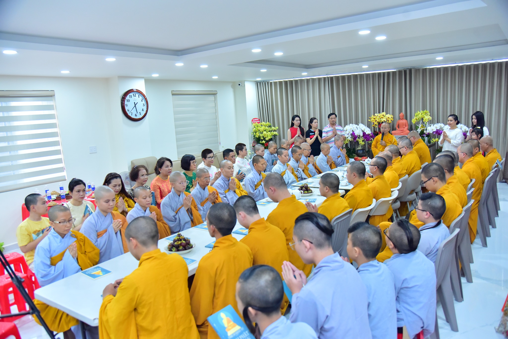 Tăng đoàn chùa Giác Ngộ an vị Phật hộ trì gia đình Phật tử