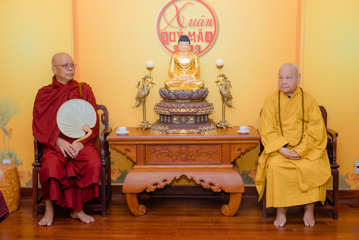 Đoàn Phật giáo Miến Điện vấn an sức khỏe Hòa thượng Chủ tịch HĐTS GHPGVN