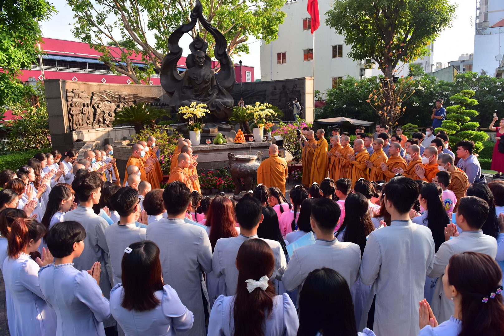 Lễ tưởng niệm, chụp hình triển lãm nhân kỷ niệm 60 năm ngày tự thiêu của Bồ Tát Thích Quảng Đức