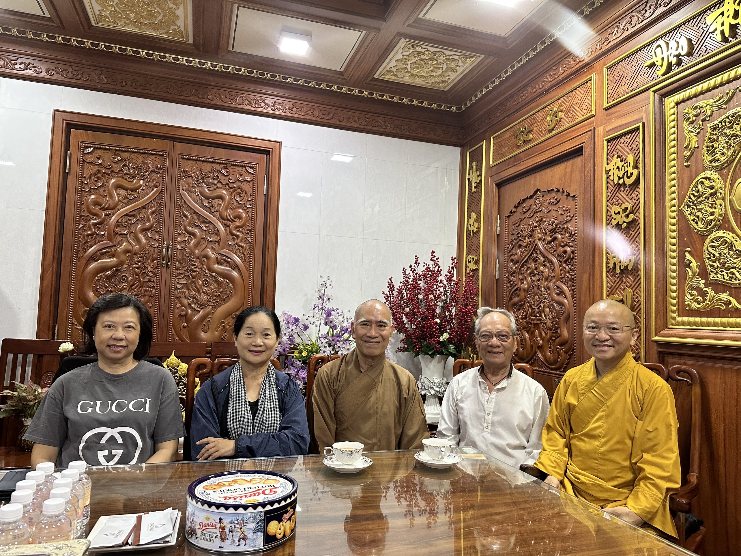 Chấm thi Cuộc thi ảnh nghệ thuật 